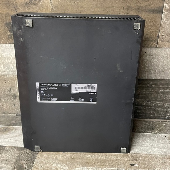 Microsoft Xbox One Console Black with Controller and Games - Picture 15 of 16